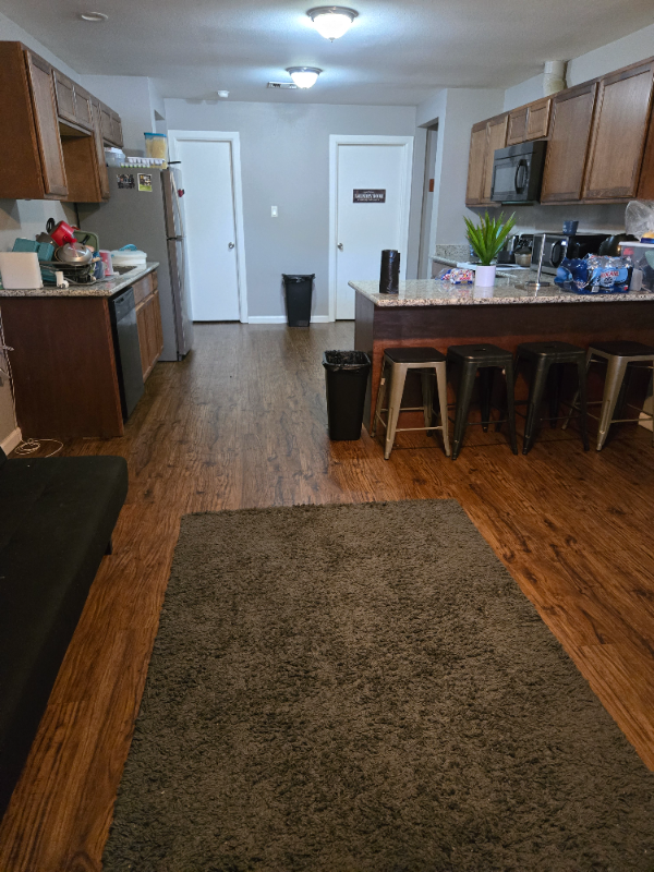 Prairie View Single Room: 111 Echols