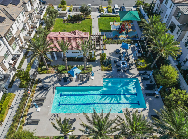Simi Valley Single Room: 2425 Little Rock Lane