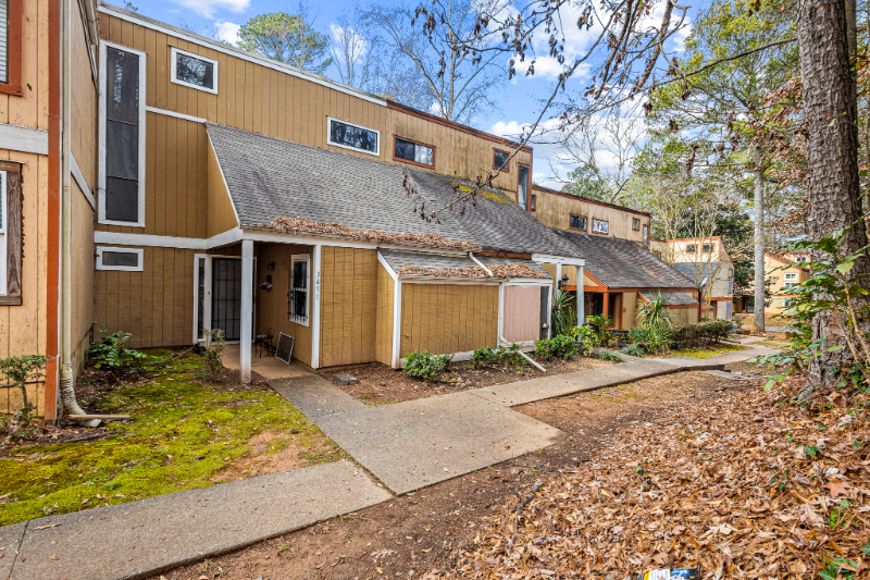 Deactur Townhome: 3451 Cobbs Ferry Drive