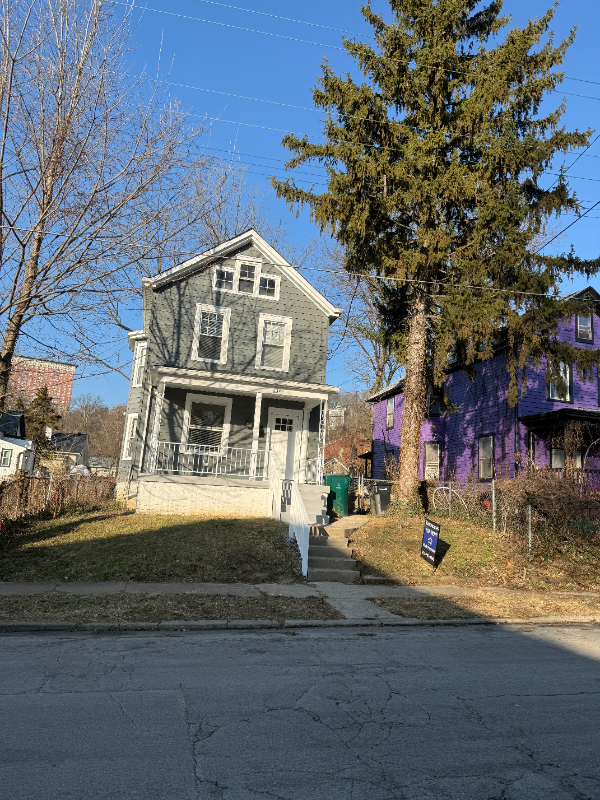 Cincinnati House: 6304 Desmond St, Cincinnati OH