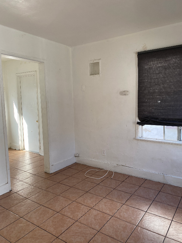 Bell Gardens House: 5721 Gage Ave