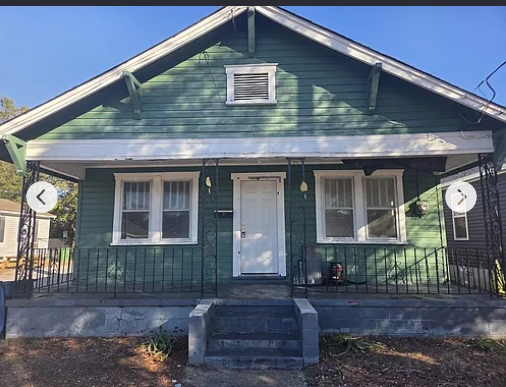 Wilmington House: 915 S 10th St