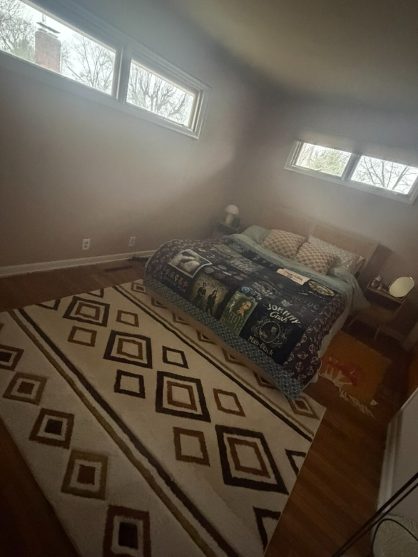 Findlay House: 1004 Glen Rd