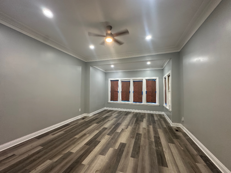 Chicago Multiplex: 2707 E 93rd Street 1F