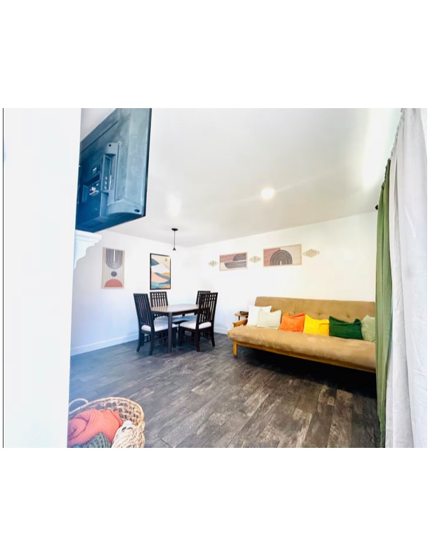 Pima Apartment: 187 W Center St
