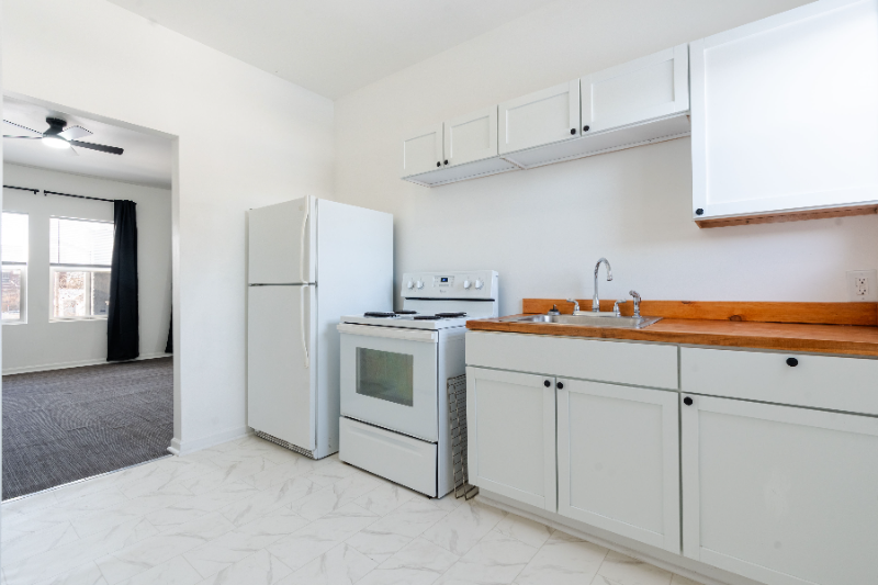 Indianapolis Apartment: 1918 W Washington St