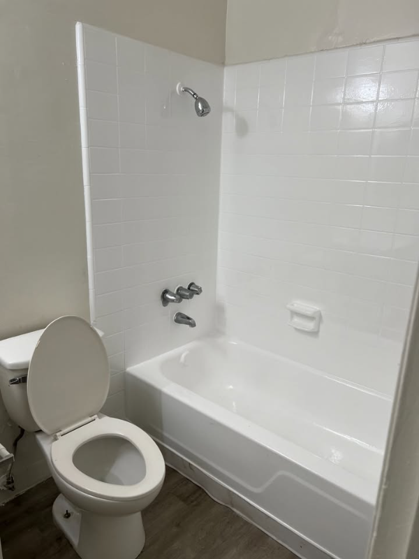 Van Nuys Apartment: 8135 LANGDON AVE.