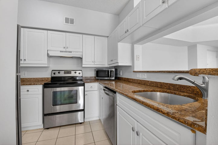 Boynton Beach Condo: 3421 Tuscany Way