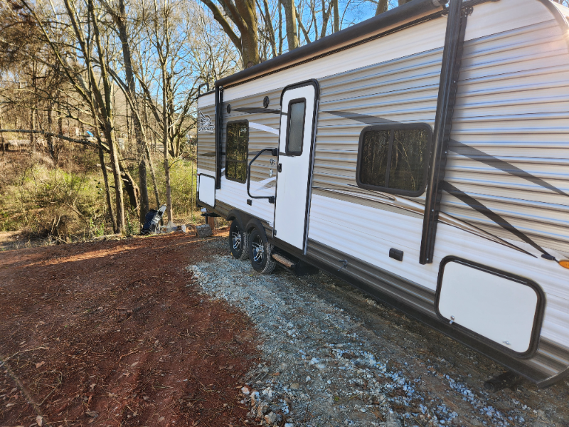 Townville House: 315 fairplay rd