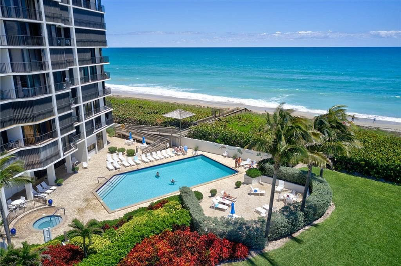 Jensen Beach Condo: 9650 S Ocean Dr.