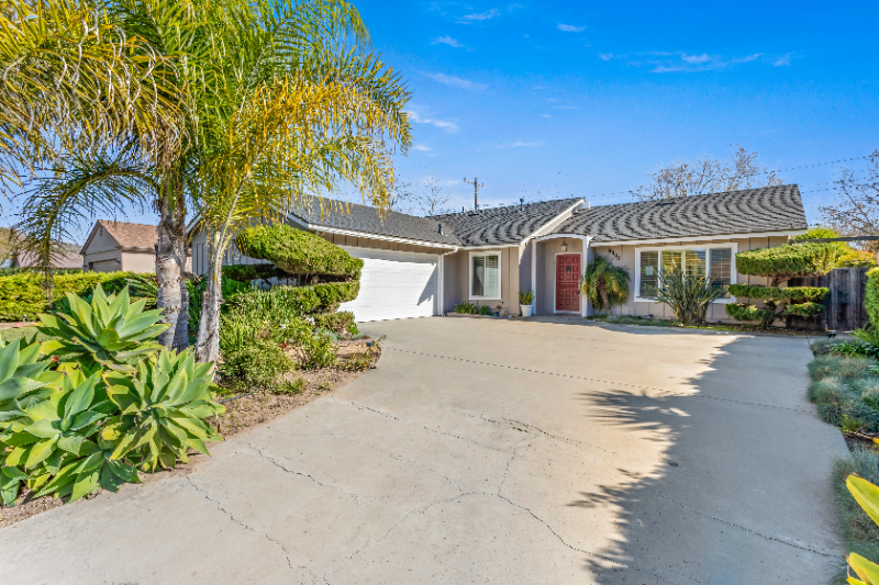 Santa Barbara House: 4905 Rhoads Ave