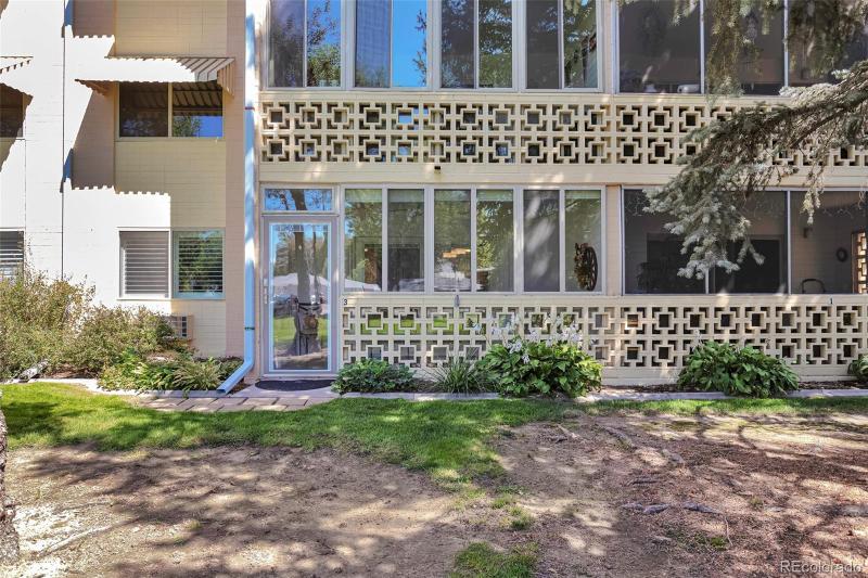 Denver Condo: 650 S. Clinton Street