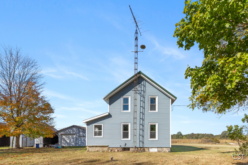 Stockbridge House: 2980 Budd Rd