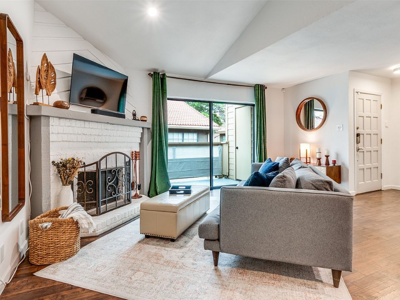 dallas Townhome: 5200 Martel Ave