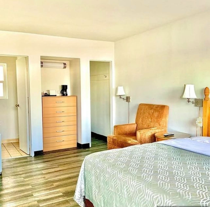 Moses Lake Apartment: 316 s Pioneer way