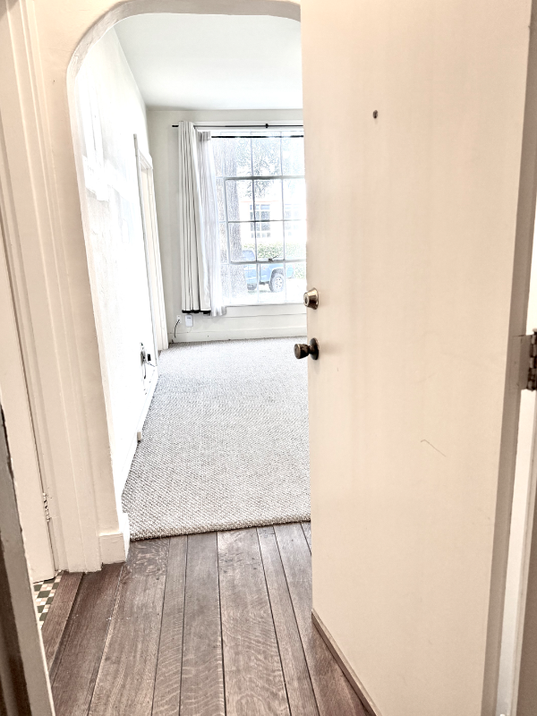 Berkeley Apartment: 2818 Telegraph Avenue
