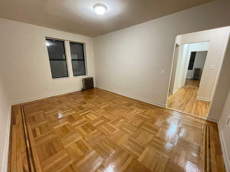 Bronx Apartment: 3210 Kingsbridge Ave