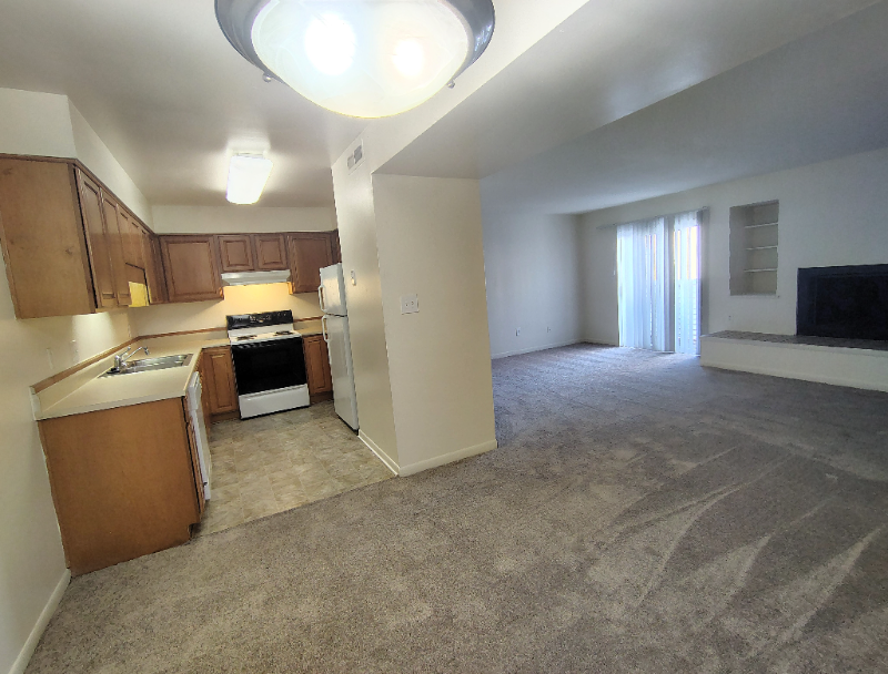Lynchburg Apartment: 600 Reusens Road