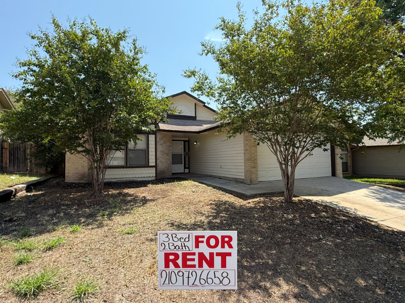 San Antonio House: 7230 Grassy Trail