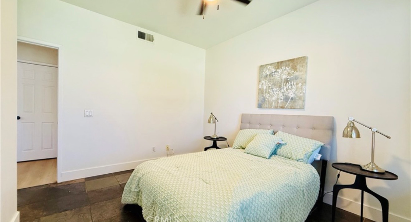 Jurupa valley House: 11958 sunstone ct