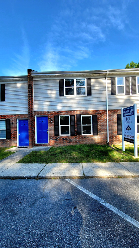 Colonial Heights Townhome: 1400 Meridian Ave