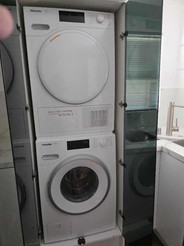 los angeles Multiplex: 3004 kelton ave