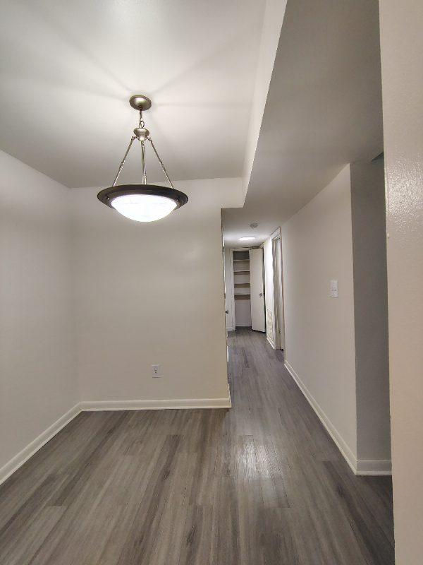 Lynchburg Apartment: 600 Reusens Road