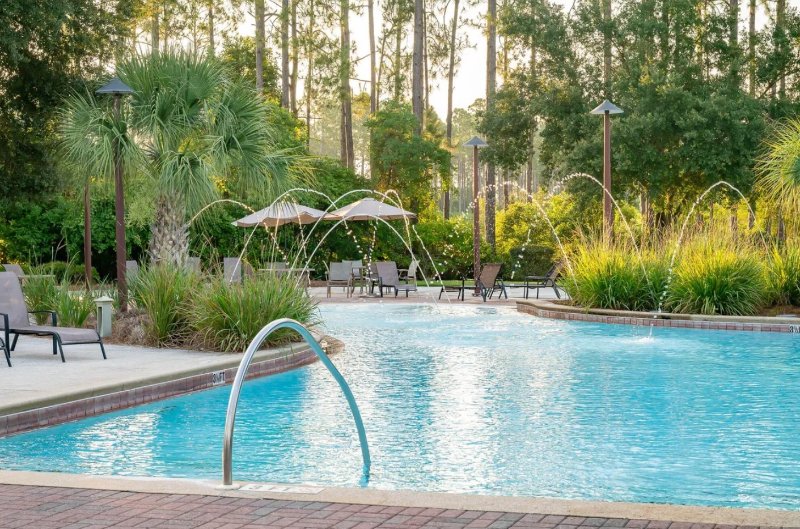 Inlet Beach Townhome: 135 Golden Bell Court