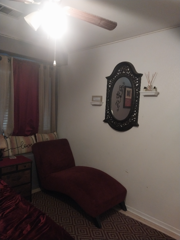 Perris House: 1361 Galeria Ct