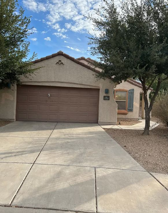 Marana House: 12500 N Cottonseed Ln