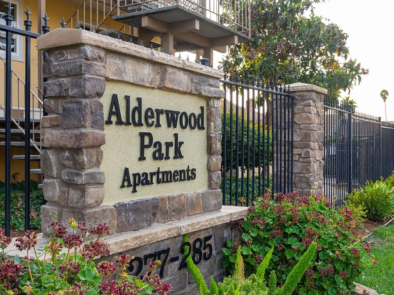 Livermore Apartment: 281 Junction Ave