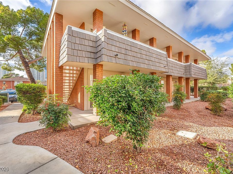 Las Vegas Apartment: 714 Oakmont Ave,