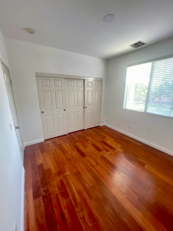 jurupa valley House: 11958 sunstone ct