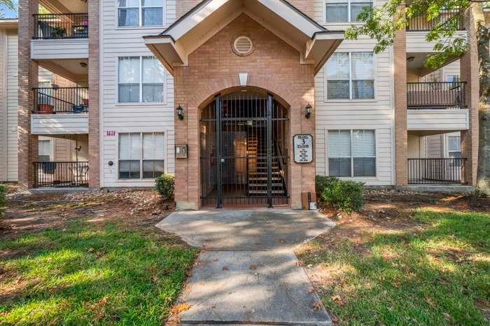 The Woodlands Condo: 8051 Bay Branch Dr