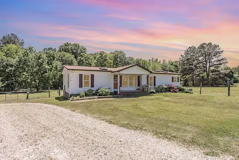 Youngsville House: 234 Robbins Rd,