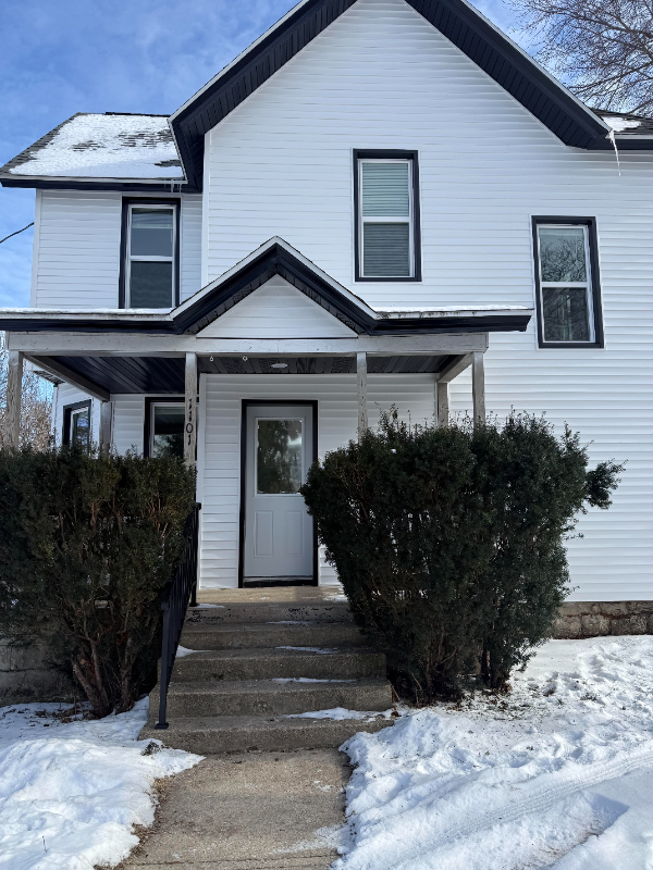 Stoughton Multiplex: 1101 Stoughton Ave