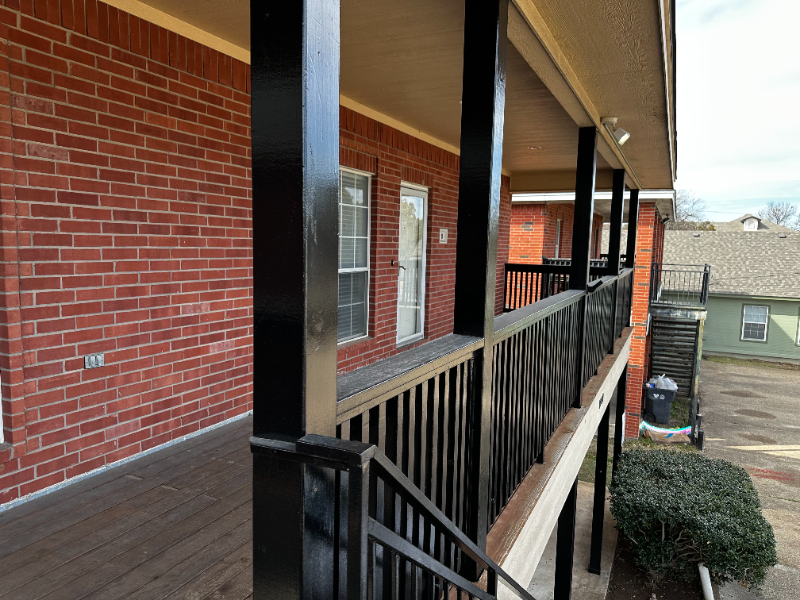 Waco House: 1909 S 14th St