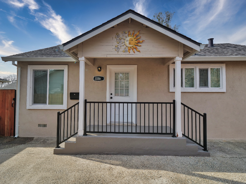 Roseville Multiplex: 308 6th street, unit B