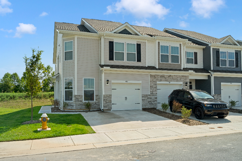 Fletcher Townhome: 470 Wheatfield Rd