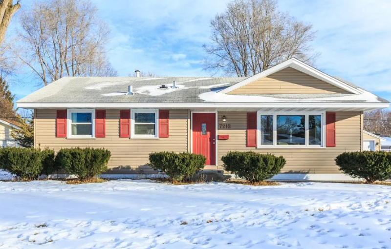 Brooklyn Center House: 7212 Kyle Ave N