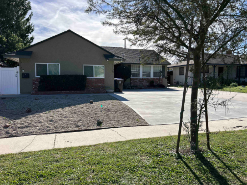 Granada Hills House: 17124 Horace st