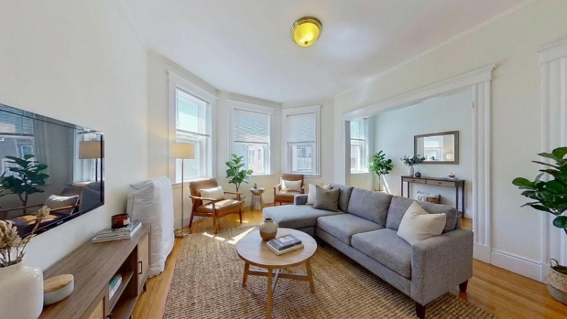 Brighton Apartment: 42 Strathmore Road