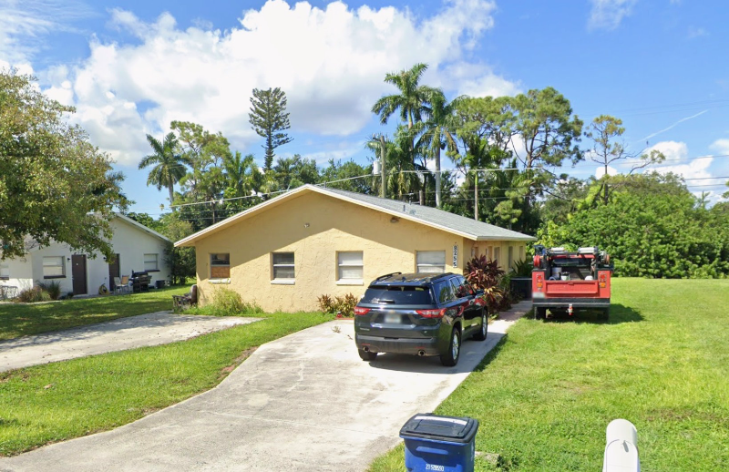 Fort myers House: 8257 BEACON BLVD