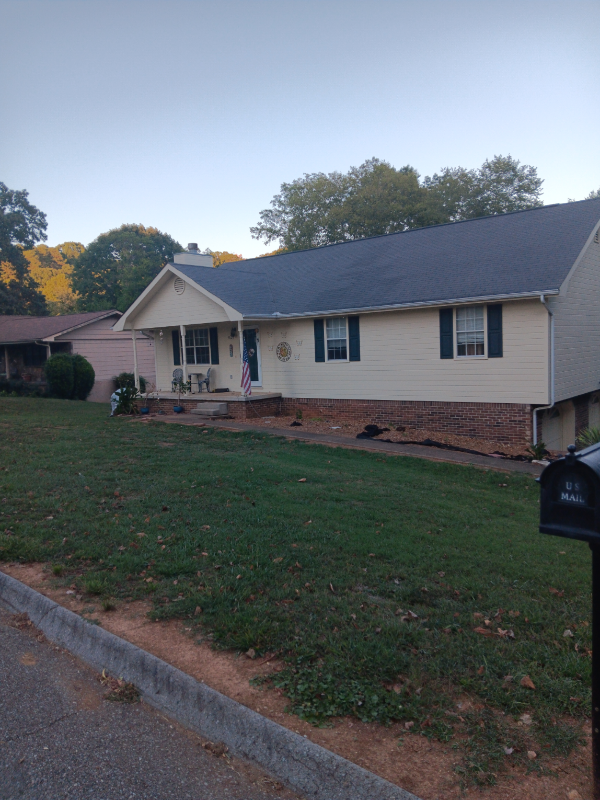 Harrison House: 5824 pine lake dr