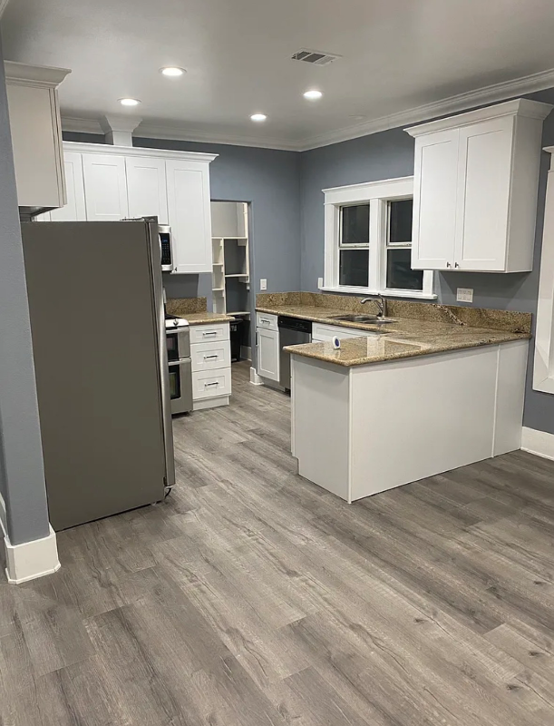 Long Beach Multiplex: 1208 Lime Ave