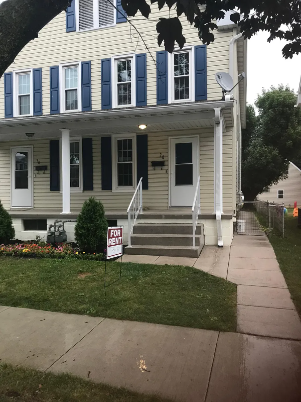 Hanover House: 28 McCosh Streeet