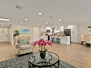 Simi Valley House: 2433 Hansen court