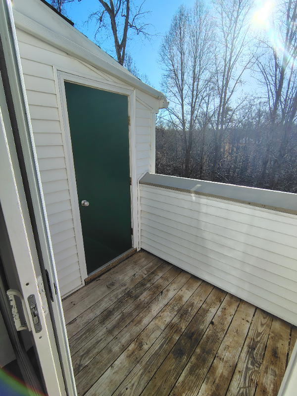 Lynchburg Apartment: 600 Reusens Road