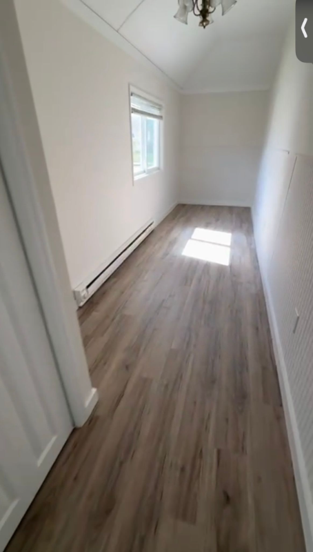 Long Branch House: 111 Branchport