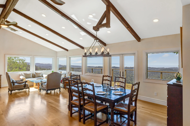 Los Gatos House: 22533 Majestic Dr